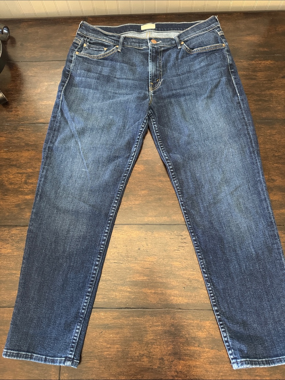 Woman Mothers “The Dropout” straight leg Jeans